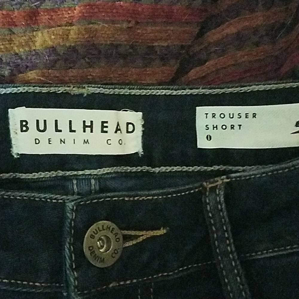 Shorts. - Picture 2 of 3
